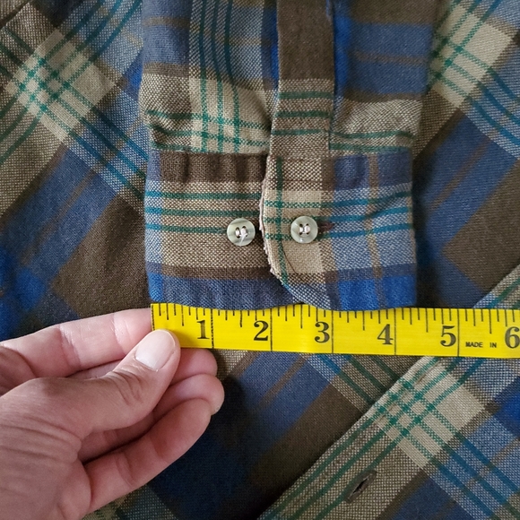 Vintage Acrylic Plaid Men's Long Sleeve Button Up. Jordan Christopher. Large. - Picture 12 of 12